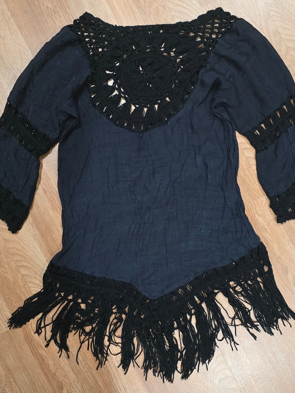 Swim/Beach top (Swimsuit cover) - Size Medium